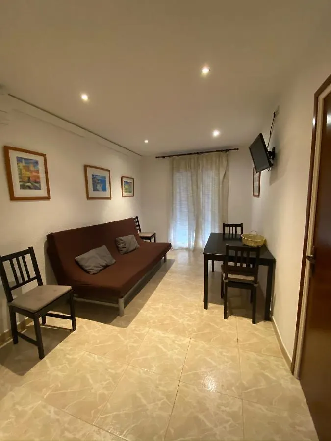 Apartamentos Mitus Canyet de Mar